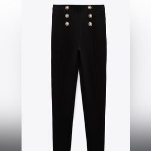 NWT GOLD BUTTON LEGGINGS